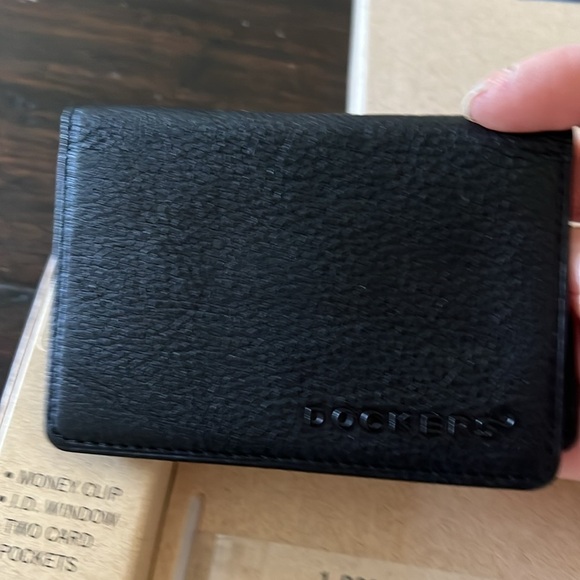 Dockers gift set front pocket wallet ID holder with utility tool - Picture 5 of 9